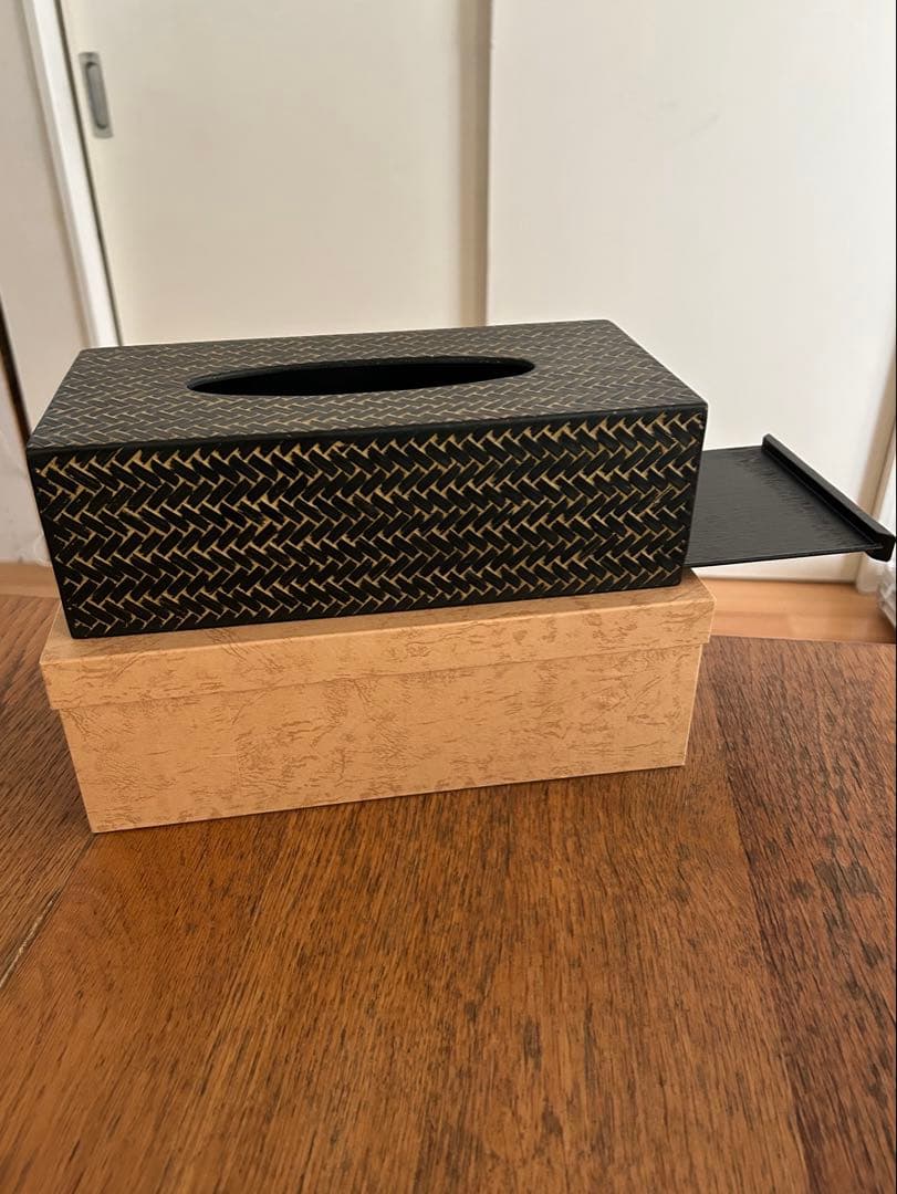 ★ 井上らんたい漆器 テイシュケース　ティッシュボックス