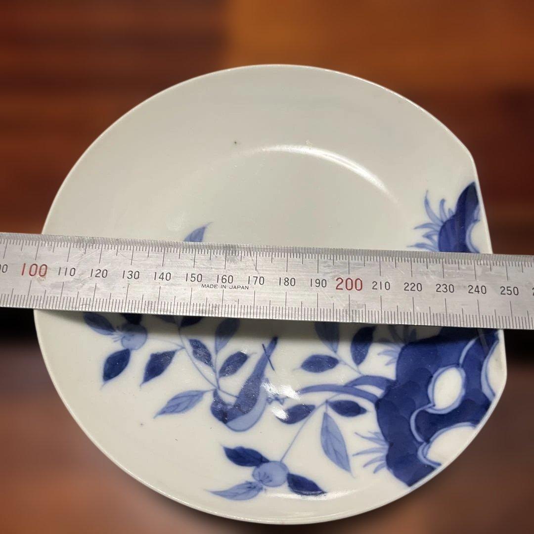染付、鳥と植物の陶磁器丸皿,戦前、嘉祥製