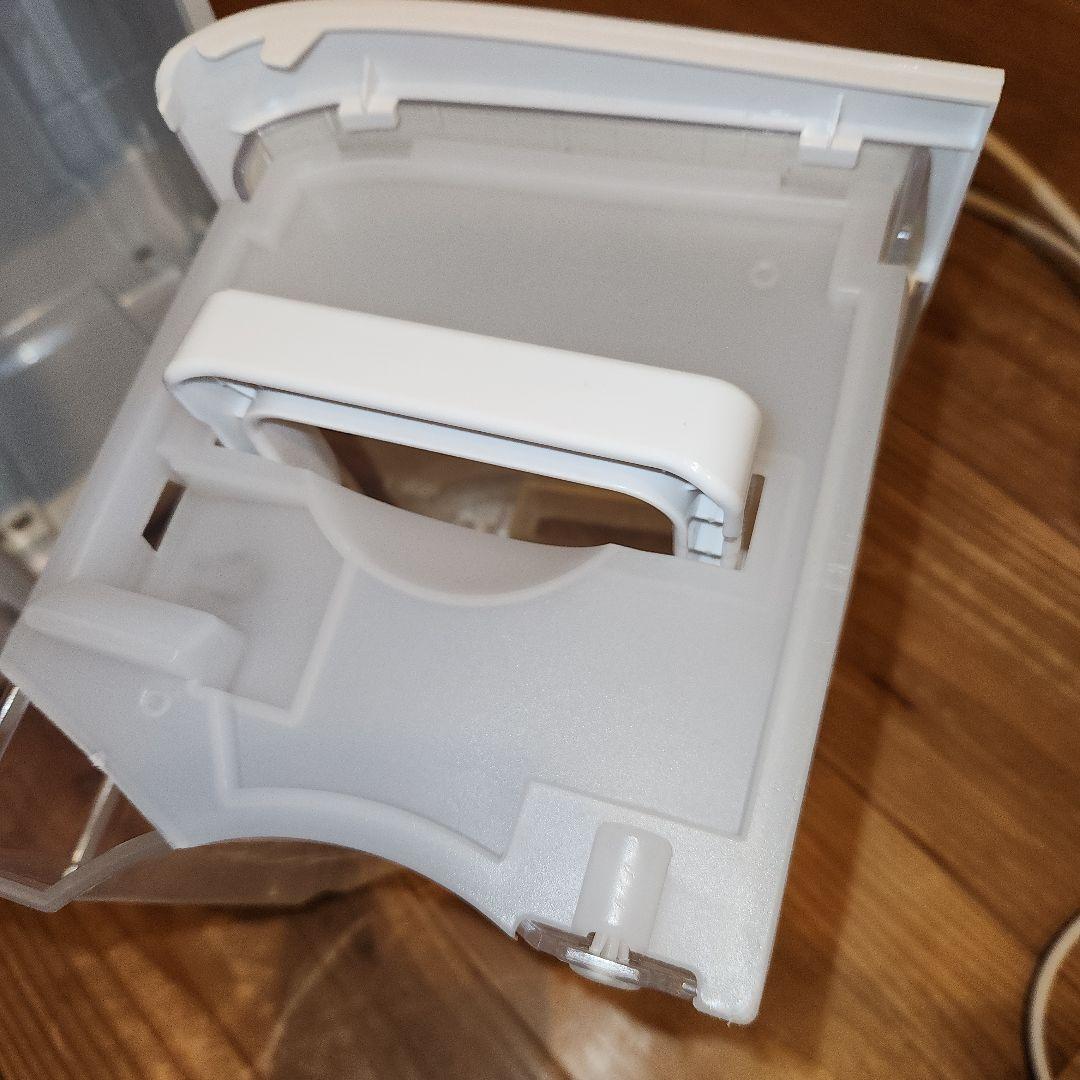 美品　シャープ　衣類乾燥除湿機　CV-P71-W　2023年製