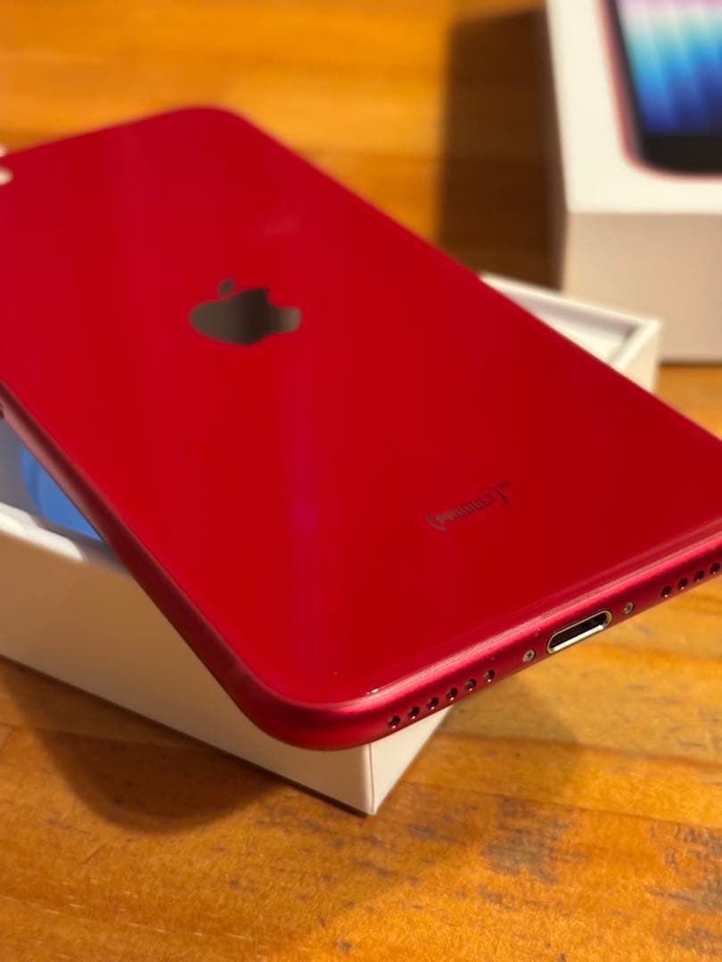 ジャンク品　iPhone SE 第3世代 128GB (PRODUCT)RED
