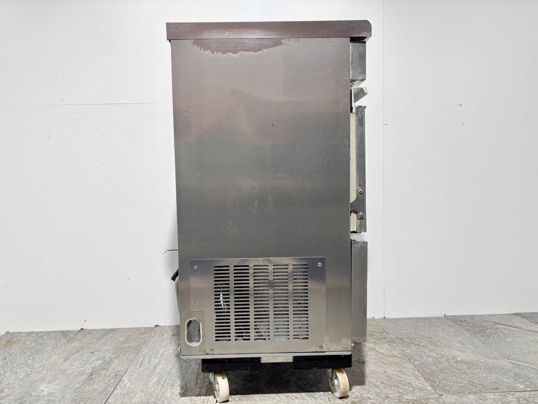 パナソニック業務用製氷機SIM-S5500キューブアイス