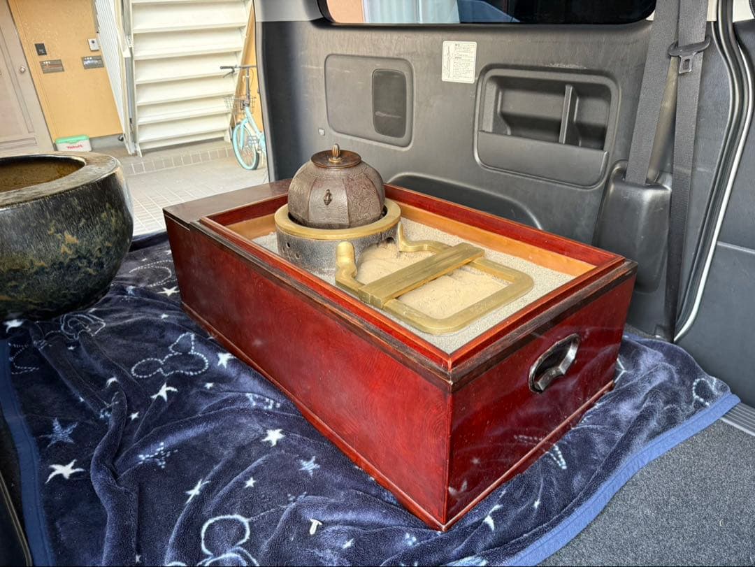 【特大・極美品】高級長火鉢 一式　横幅130cm 鉄瓶/灰/五徳/火箸 完備