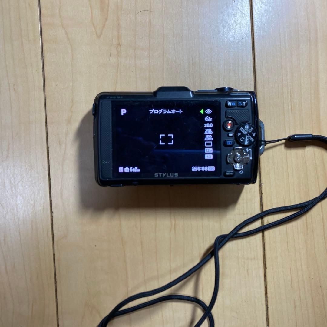 OLYMPUS TG-2 デジタルカメラ+バッテリーx2