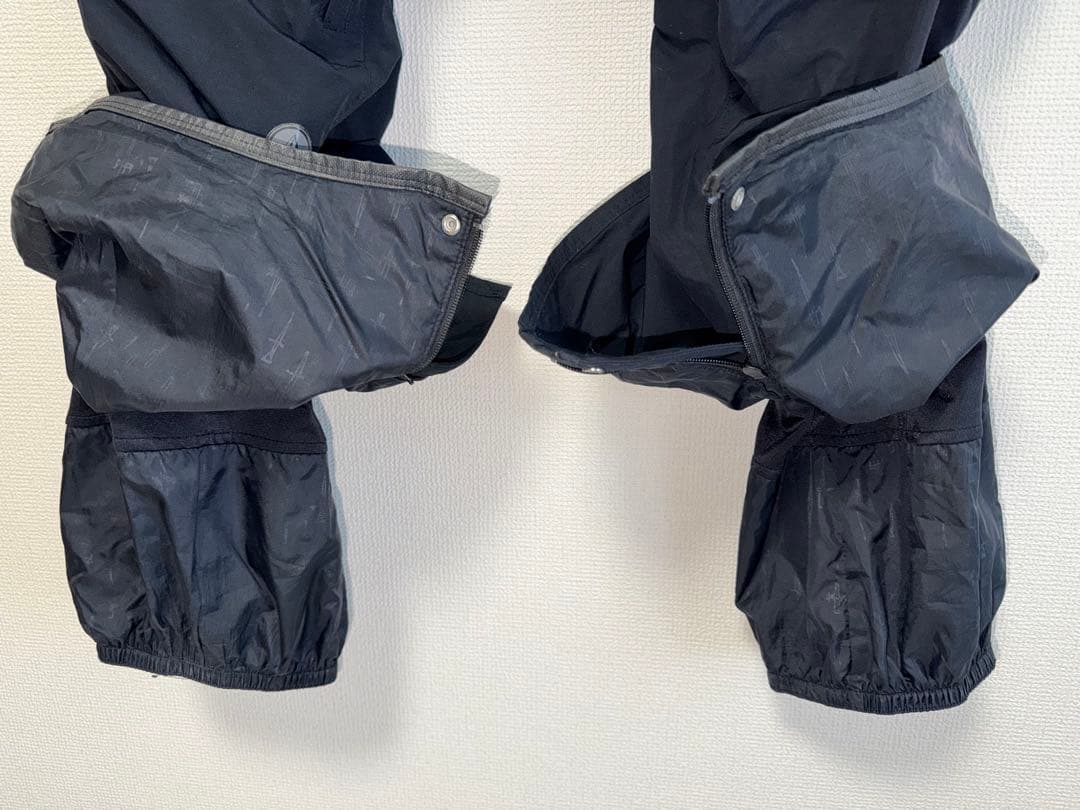 volcom goretex 黒 スノーボードパンツ ジッパーポケット付き