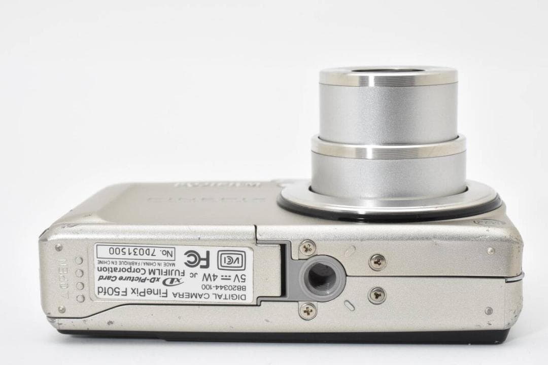 富士フィルム　FUJIFILM FinePix F50fd #Y22J26123