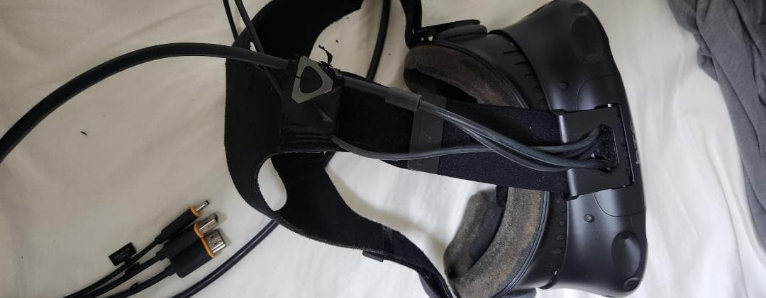 HTC VIVE 初代（箱あり・現状販売）