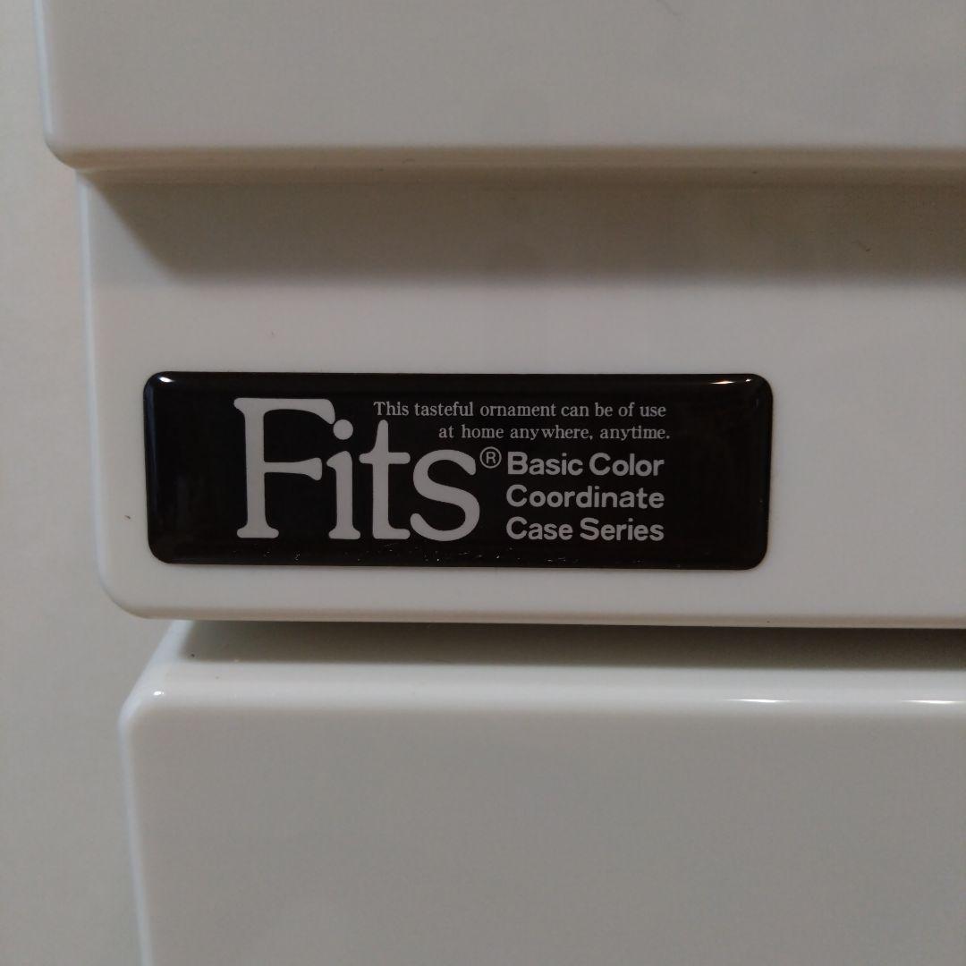 中古チェスト　フィッツプラス プレミアム FP5504 4段 セラミックホワイト