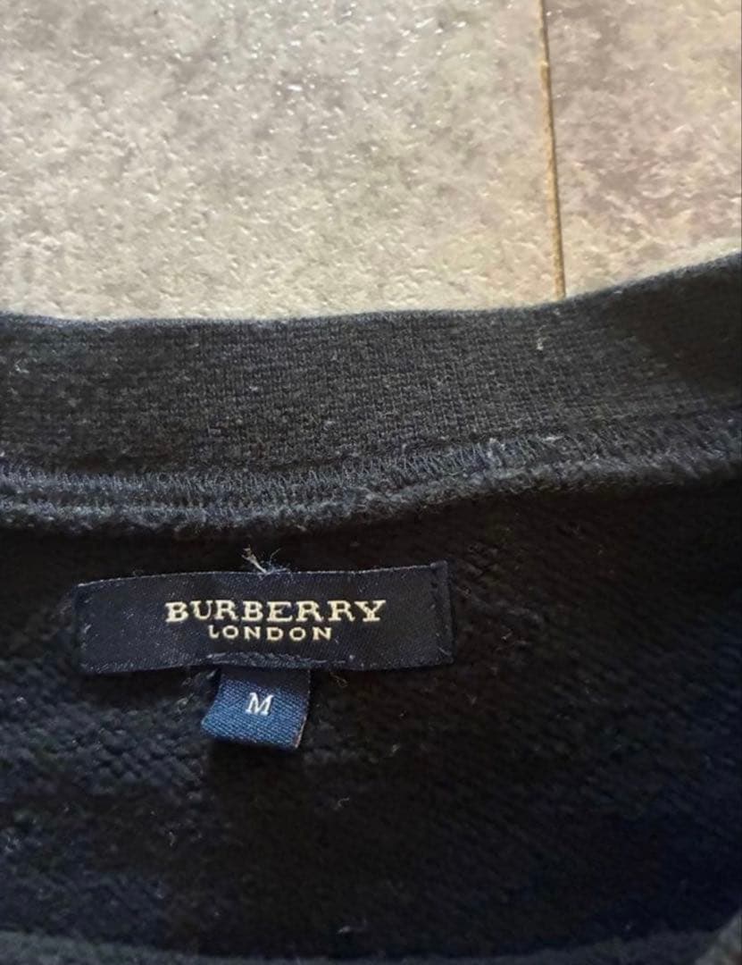 BURBERRY ブラック スウェット Mサイズ