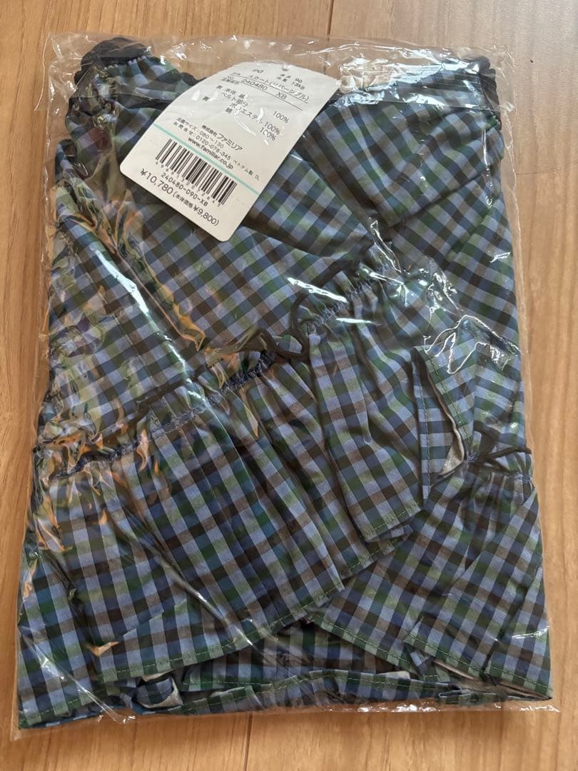 《本日までお値下げ新品未開封》　ファミリアリバーシブルスカート 90cm