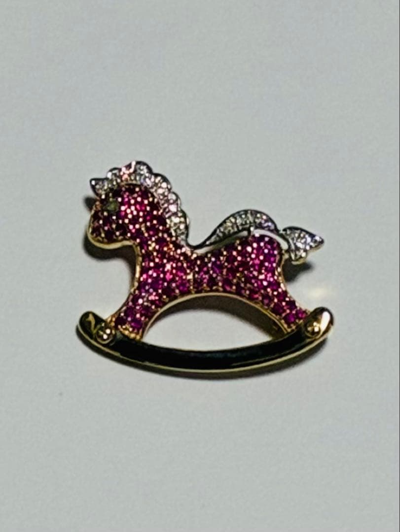 K10 馬の形 ブローチ 天然石 ルビーダイヤモンド