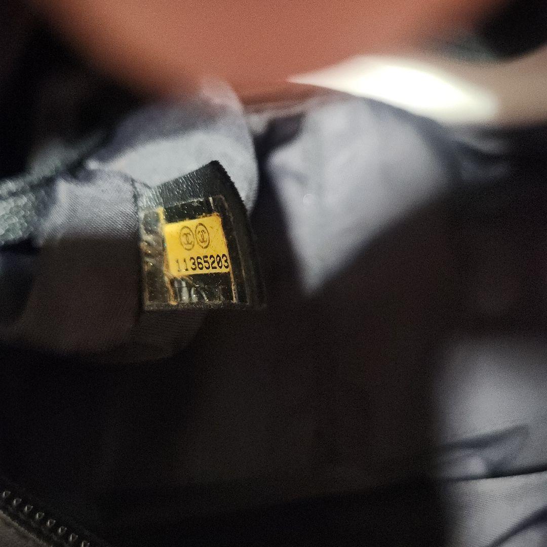 CHANEL ブラック キルティング バッグ