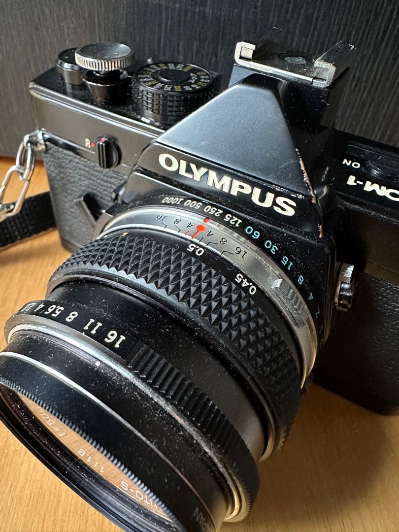 オリンパス　カメラ　OLYMPUS OM-1 中古