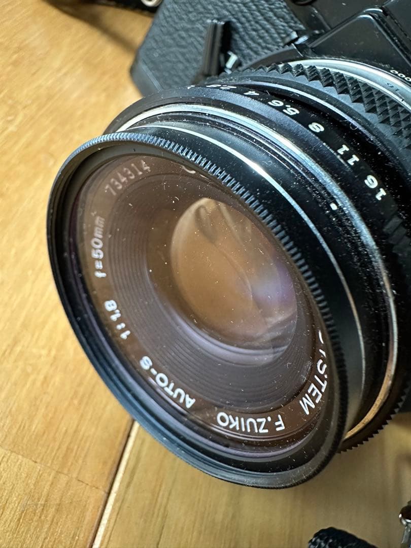 オリンパス　カメラ　OLYMPUS OM-1 中古