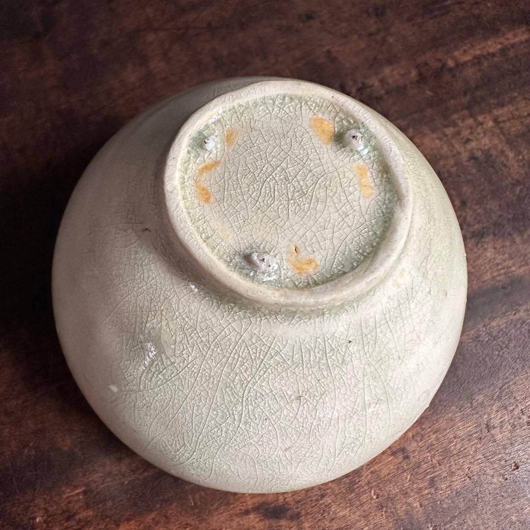 【超希少】 高麗 青磁 陰刻 菊花紋 茶碗 朝鮮美術 古玩 骨董 美品