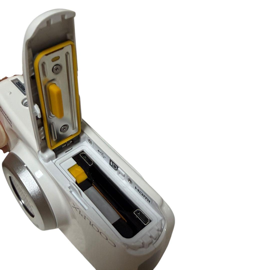 (完品・美品)Nikon COOLPIX S33 防水デジカメ 付属品完備