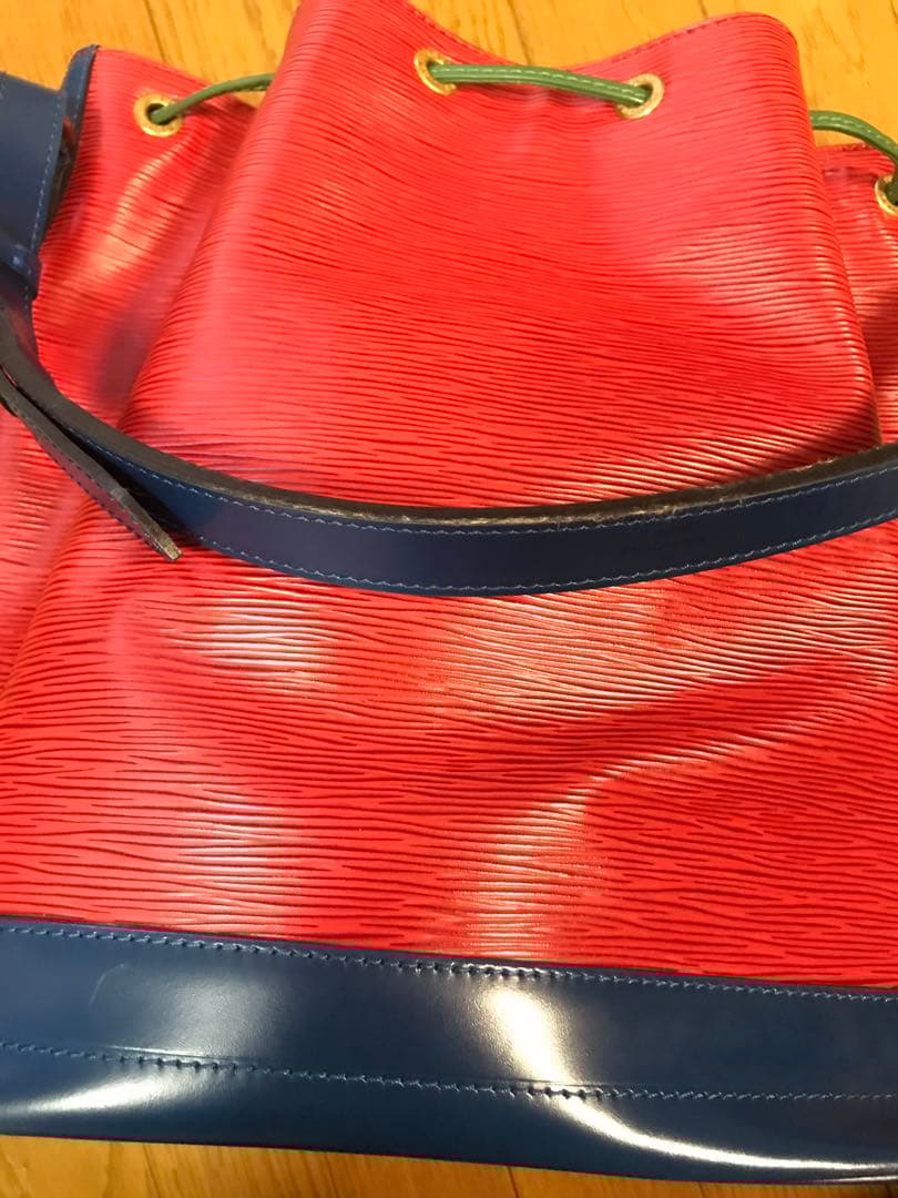 ルイビィトン　エピ