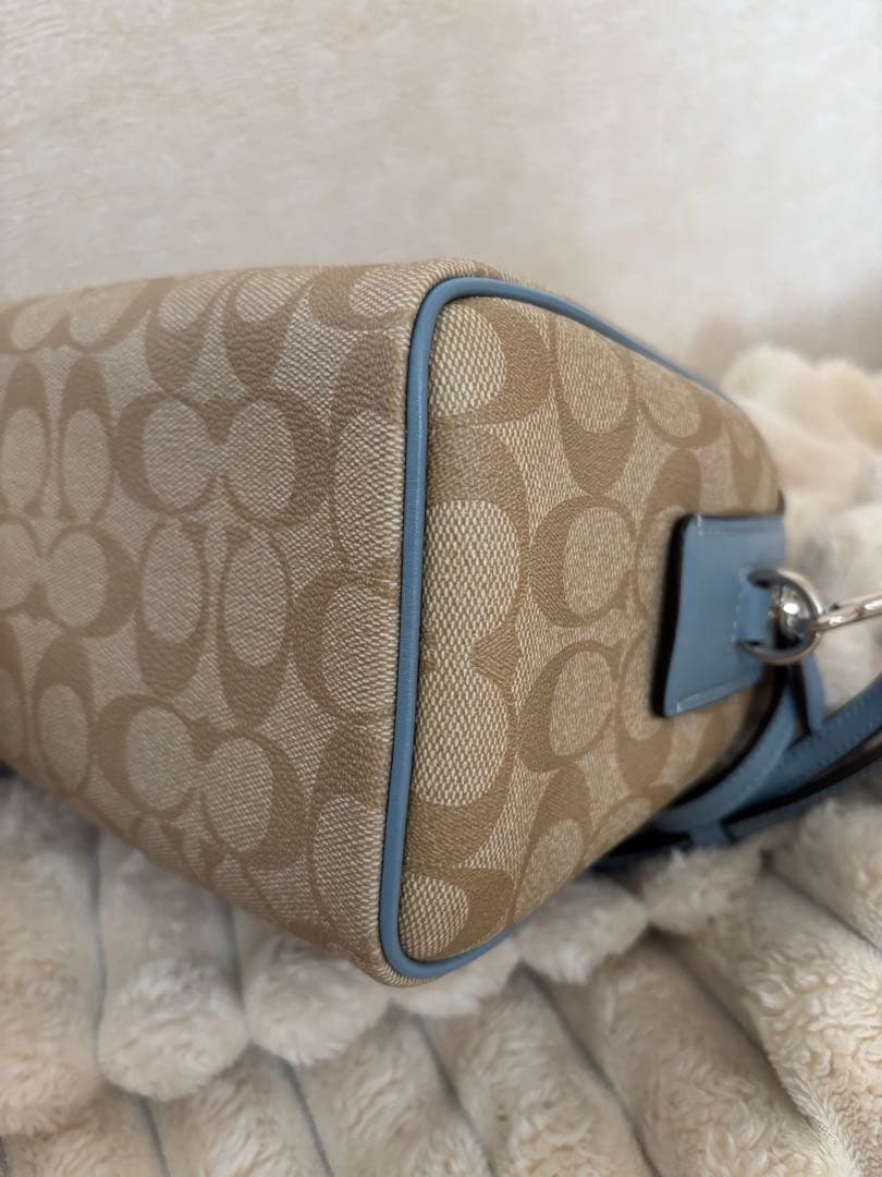 ケ*ー様 Coach ショルダーバッグ ベージュ/ライトブルー