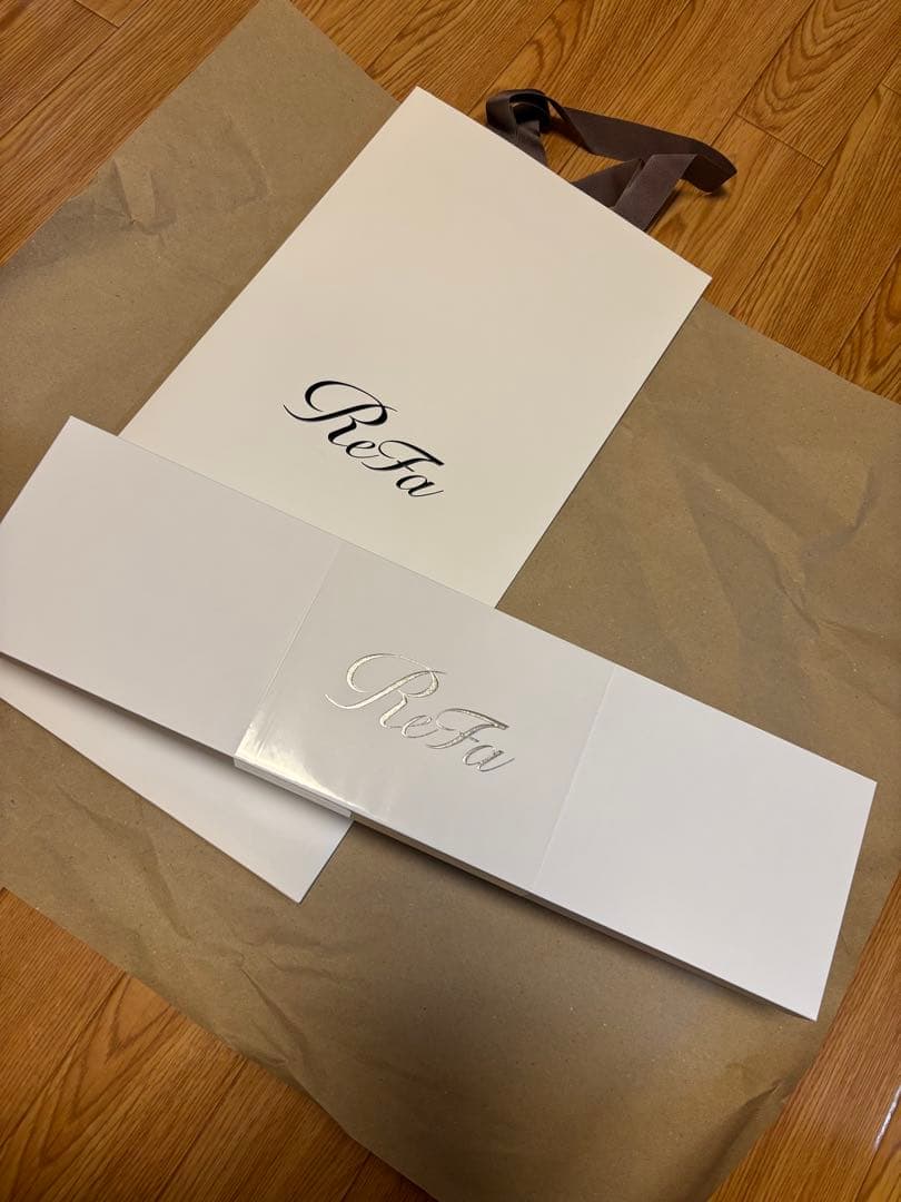 【新品未開封】ReFaリファカールアイロンプロプラス最新モデル　ショッパー付き