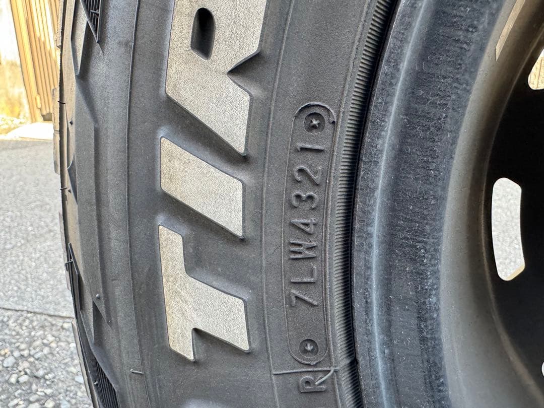 デリカ D5 RAYS M9 OPEN COUNTRY R/T タイヤホイール①