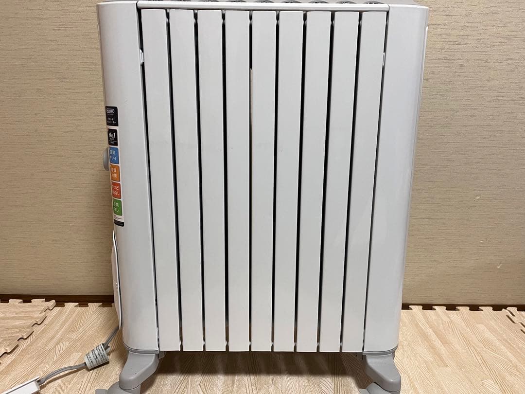 デロンギオイルヒーター　最上位モデル　RHJ75V0915-GY