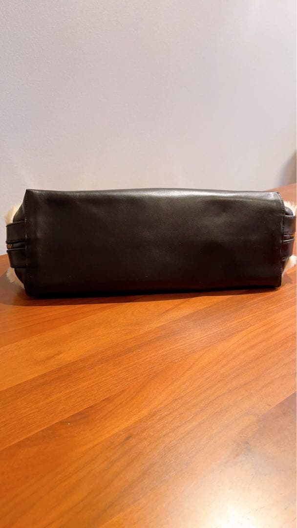 PELLICO ペリーコ　ファーバッグ　クラッチ