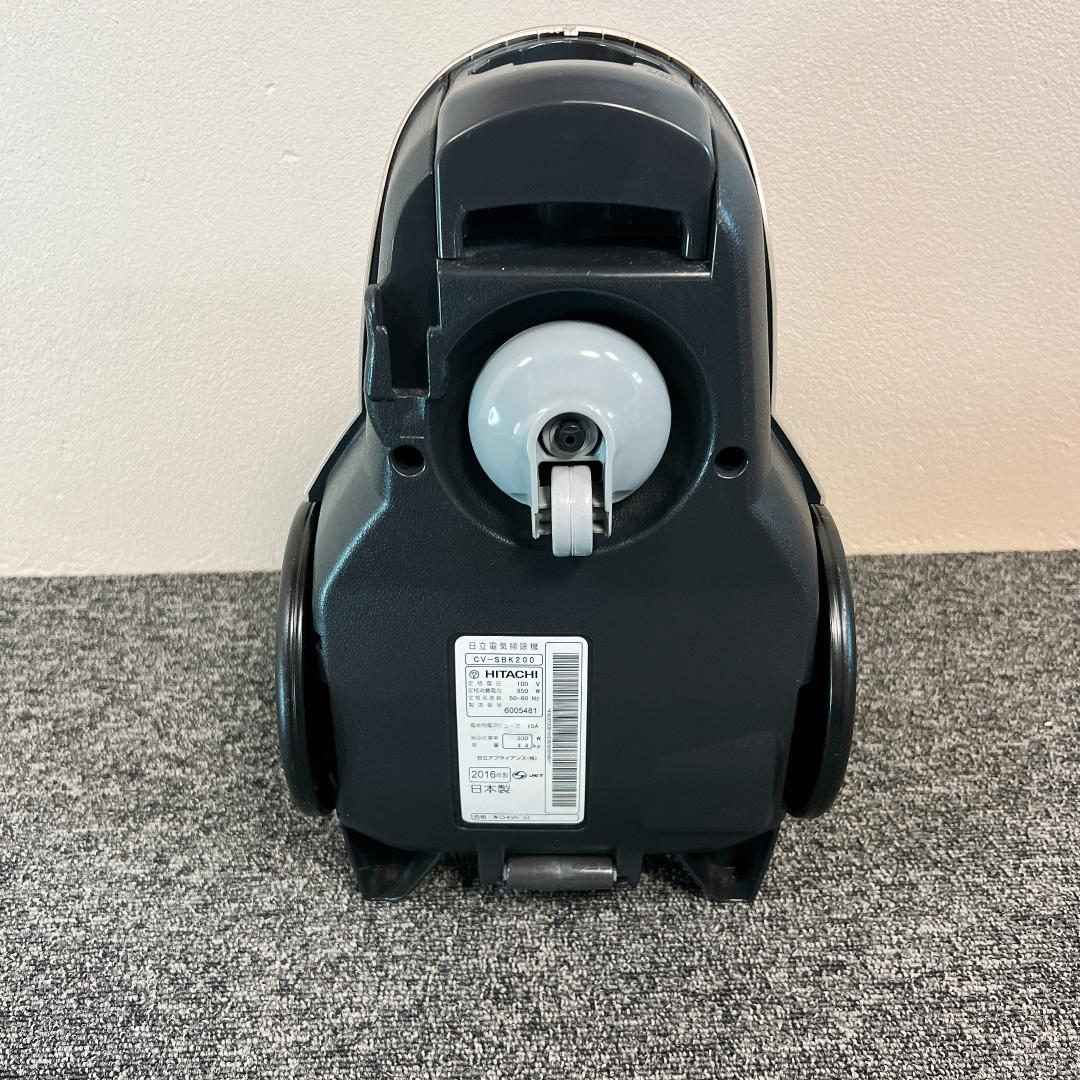 【美品】HITACHI CV-SBK200 サイクロン　掃除機 2016年製