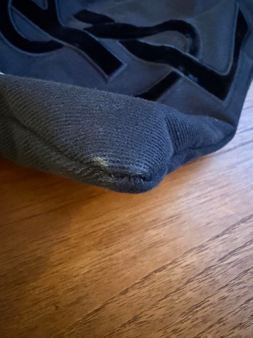 イヴサンローラン　カハラトート