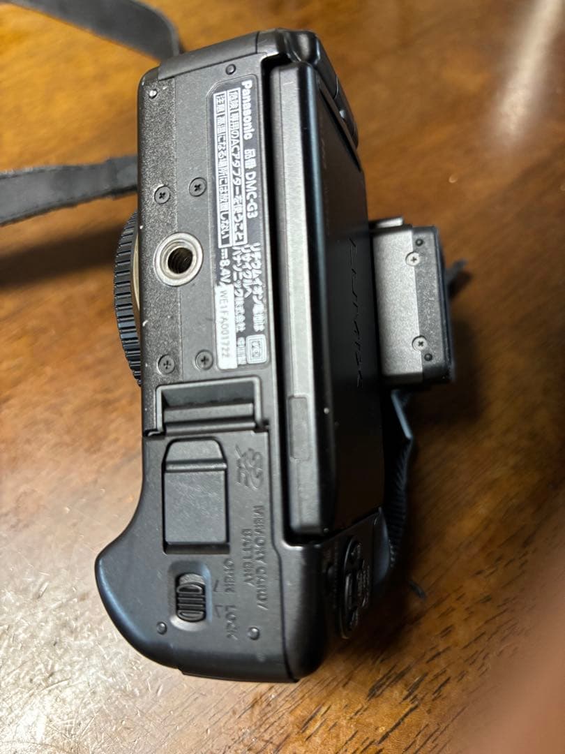 値下します。Panasonic LUMIX G DMC-G3 ミラーレス一眼