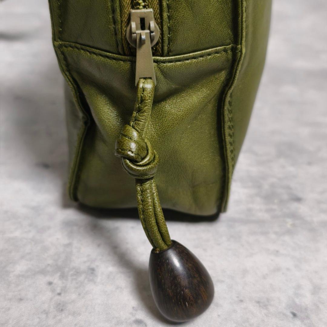 LOEWE ロエベ アナグラム ナッパレザー ショルダーポーチ カーキ