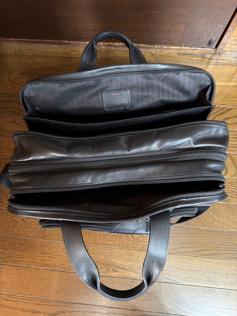 TUMI 超美品 ALPHAナパレザー バッグ 国内正規品ギャランティカード付