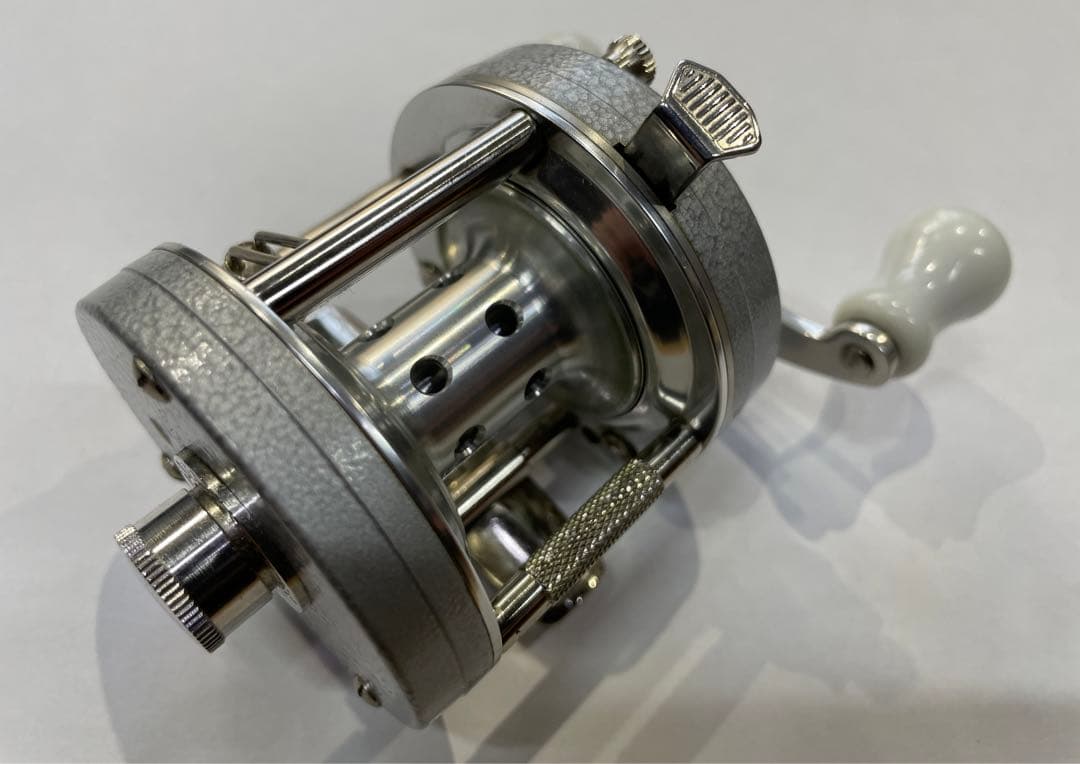 五十鈴 ヘッドハンターズ BC 720 SSS ストーンシルバー
