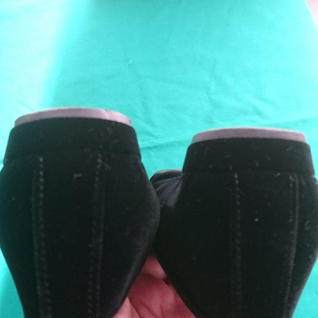 大人キュート♪銀座かねまつ　リボン付きフラットシューズ　23．5cm　黒系