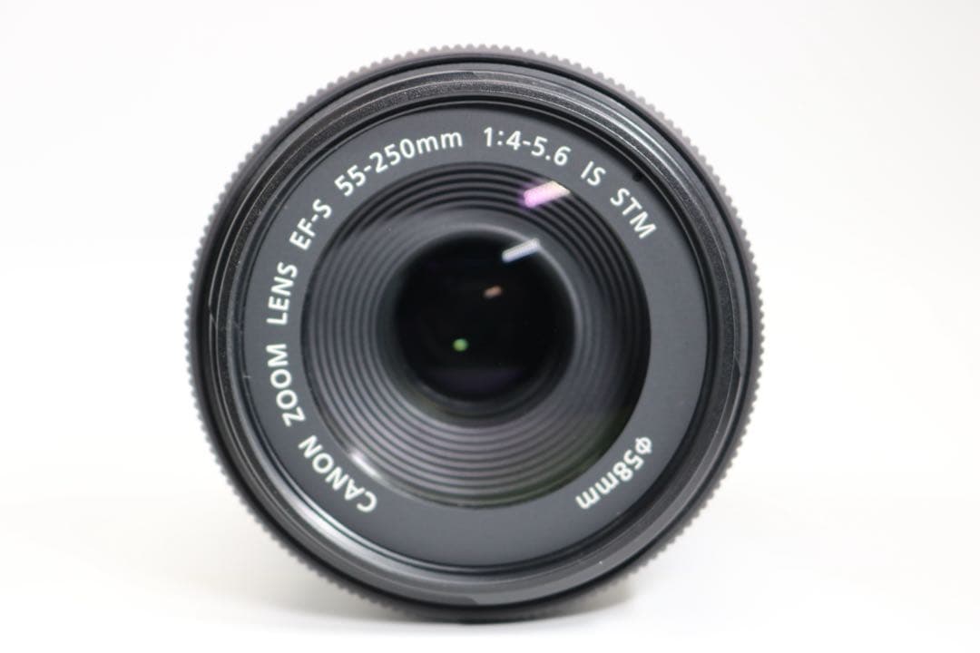 新品級ですが１つチリ 【Canon EF-S 55-250mm IS STM】