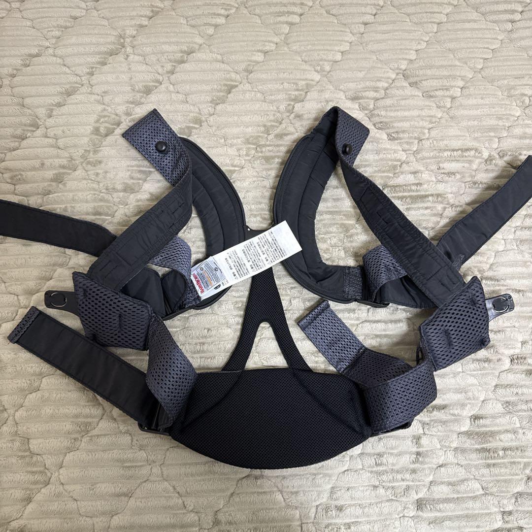 超美品　ベビービョルン ベビーキャリア MOVE エアリーメッシュ