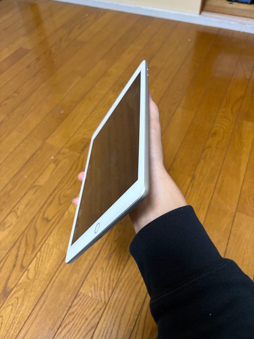 Apple ipad 第5世代 32GBバテッリー容量92%
