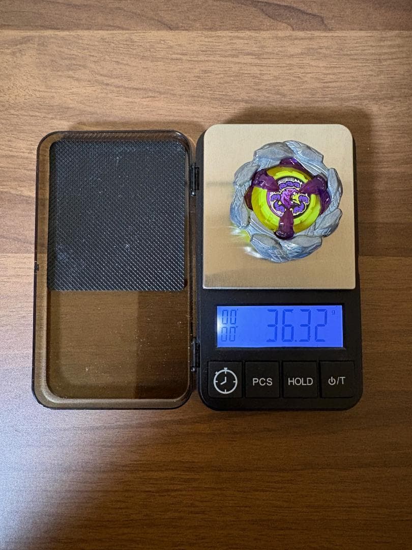 新品＆中古　オロチクラスタ　ブレード×２　ベイブレードＸ