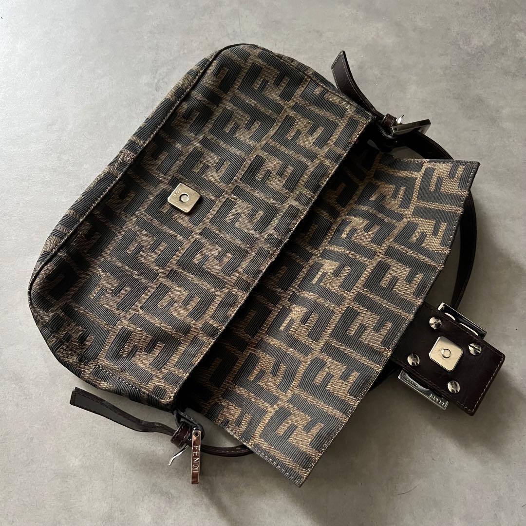 【美品】 フェンディ FENDI ズッカ マンマバケット バッグ ワンショルダー