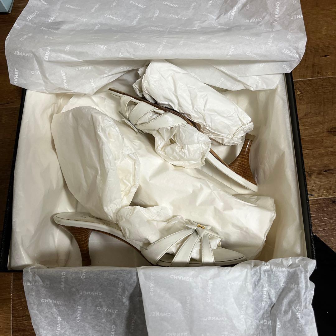 CHANEL ホワイト サンダル 中ヒール36C