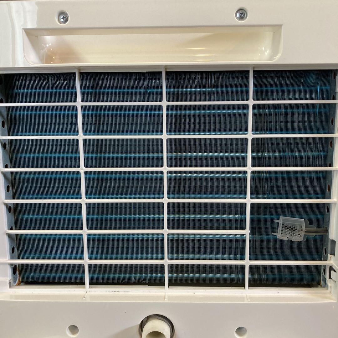 送料無料✨️ トヨトミ スポット冷暖エアコン　TAD−22LW 【21年製】