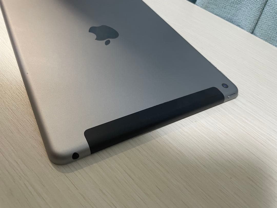 Apple iPad 第5世代 32GB