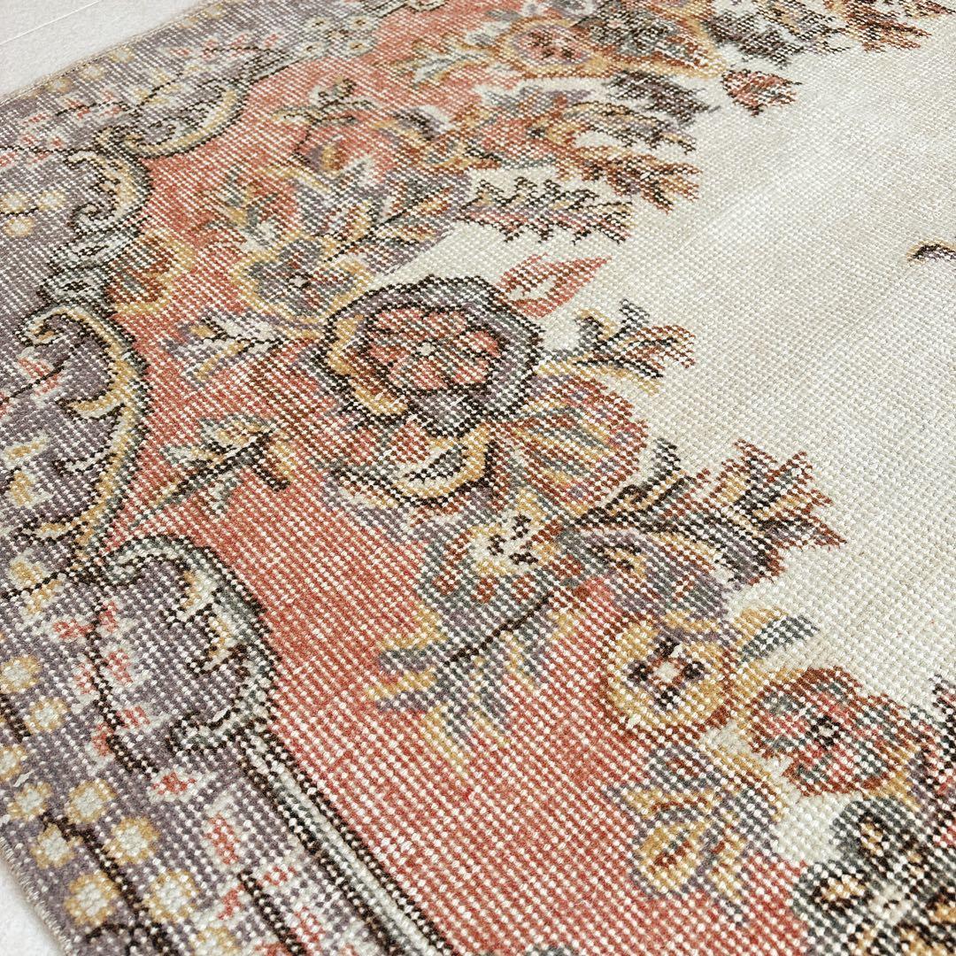 みかんトルコ　ヴィンテージラグ　ピンク　パープル