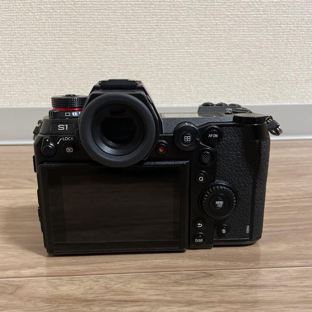 LUMIX DC-S1 20-60mmレンズキット【シャッター5.3万回】