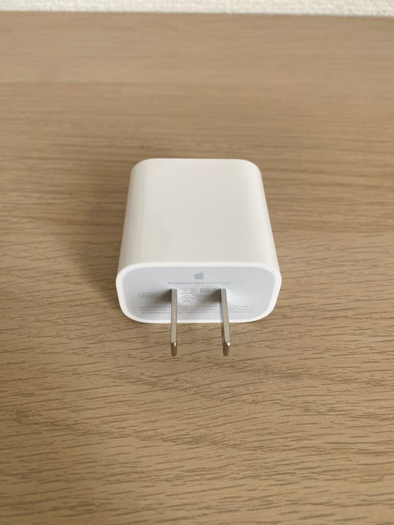 Apple iPad 第10世代(Wi-Fiモデル) 64GBシルバー 本体のみ