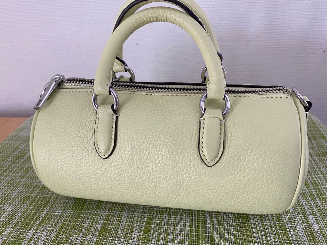 コーチ　レーシー　ショルダーバッグ