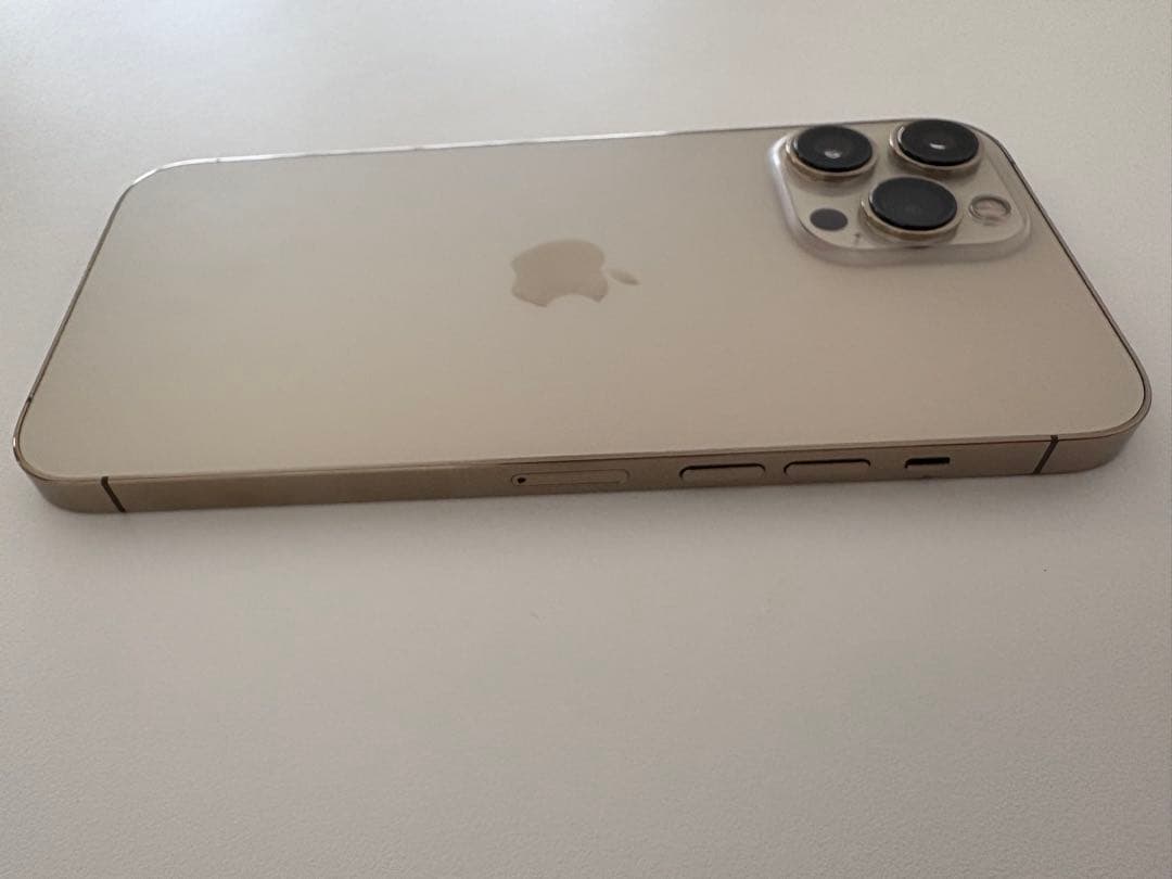 iPhone 13 Pro Max ゴールド SIMフリー