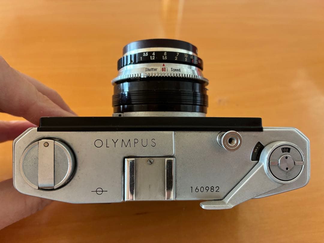 レトロ　OLYMPUS フィルムカメラ　オートアイ
