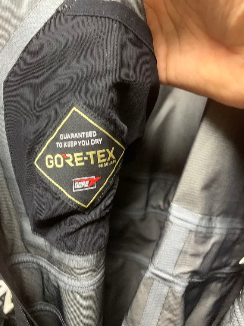 GOLDWIN スノーウエア　ゴアテックス　3L XLサイズ