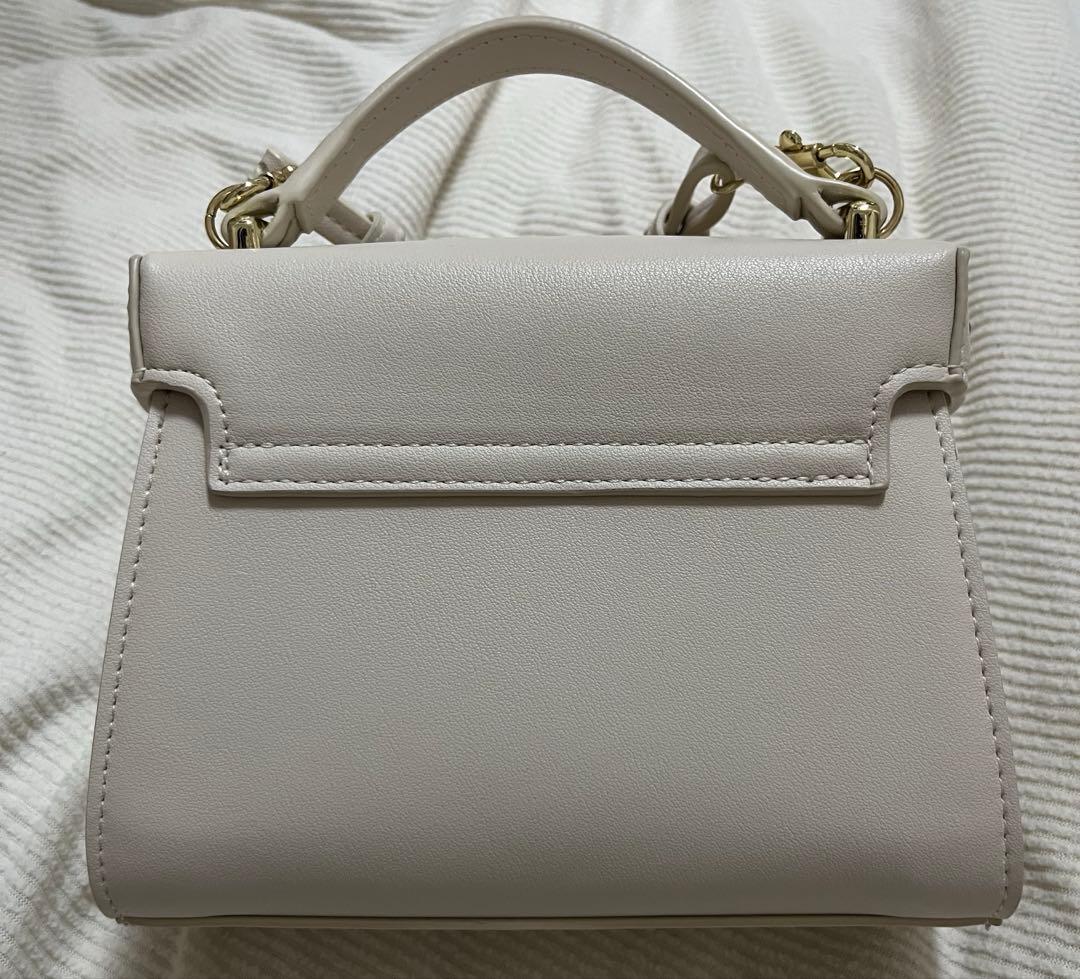 CELFORD セルフォード　リュタン　ビジュースタッズポシェット　アイボリー