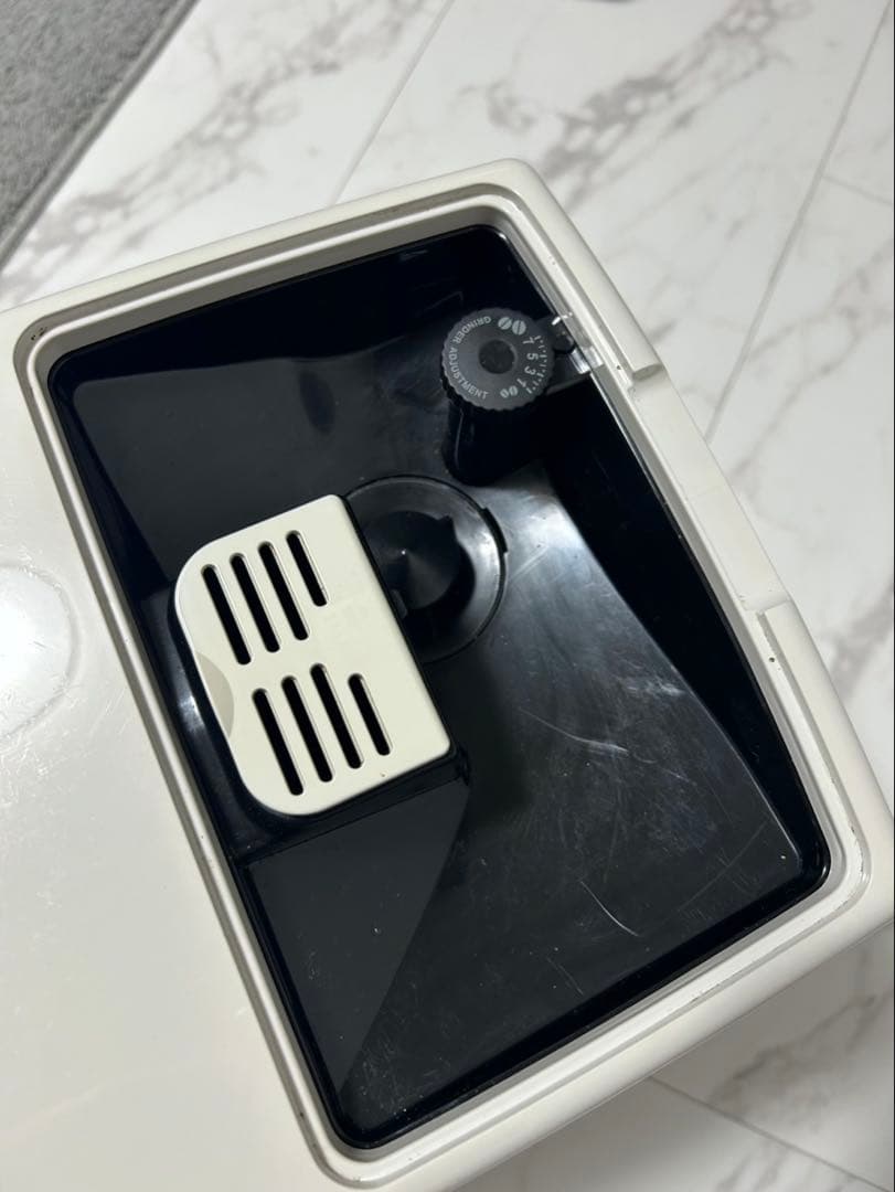 DeLonghi Dinamica　コーヒーメーカー　デロンギディナミカ