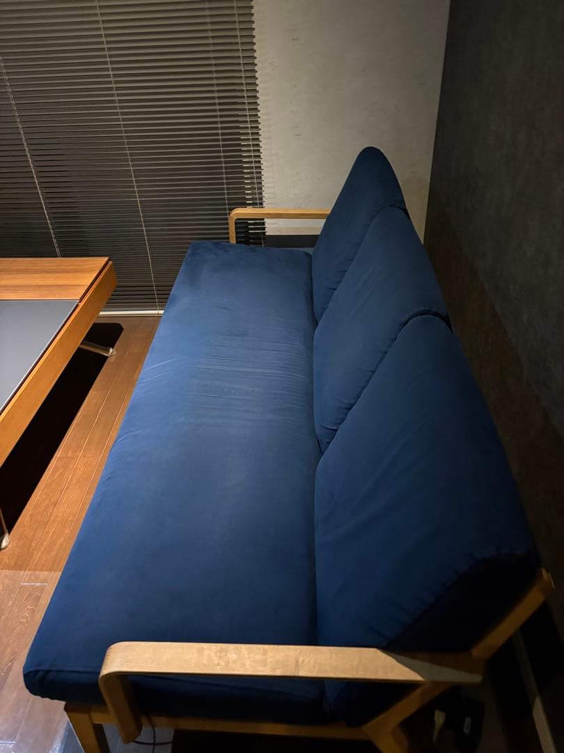 karimoku ネイビー 3人掛けソファ　WU4503